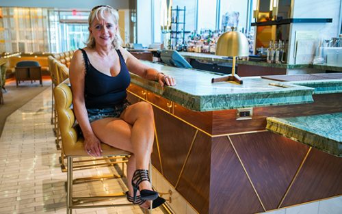 MomPOV: Naughty GILF Wet and Wild Squirter – Joy