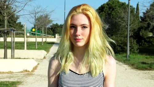 Jacquie et Michel TV – The incredible energy of Charlotte, 19 years old