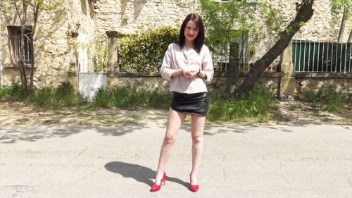 Jacquie et Michel TV – Alice wants to remember her 20 years