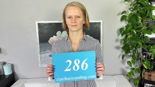 Czech Sex Casting – She likes to show off