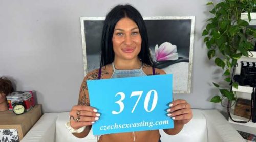 Czech Sex Casting 370 – Emma Turner