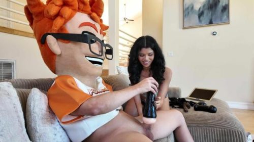 Porn Dude Casting – Harley Haze and Porn Dude Write The Perfect Script