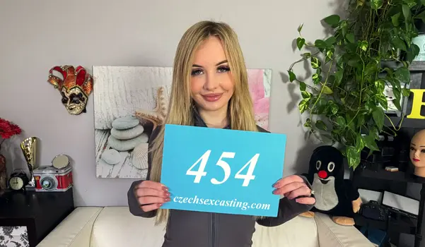 Czech Sex Casting 454 – Baby Kytten